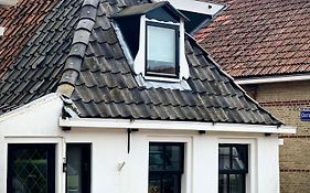 Littleneighbour